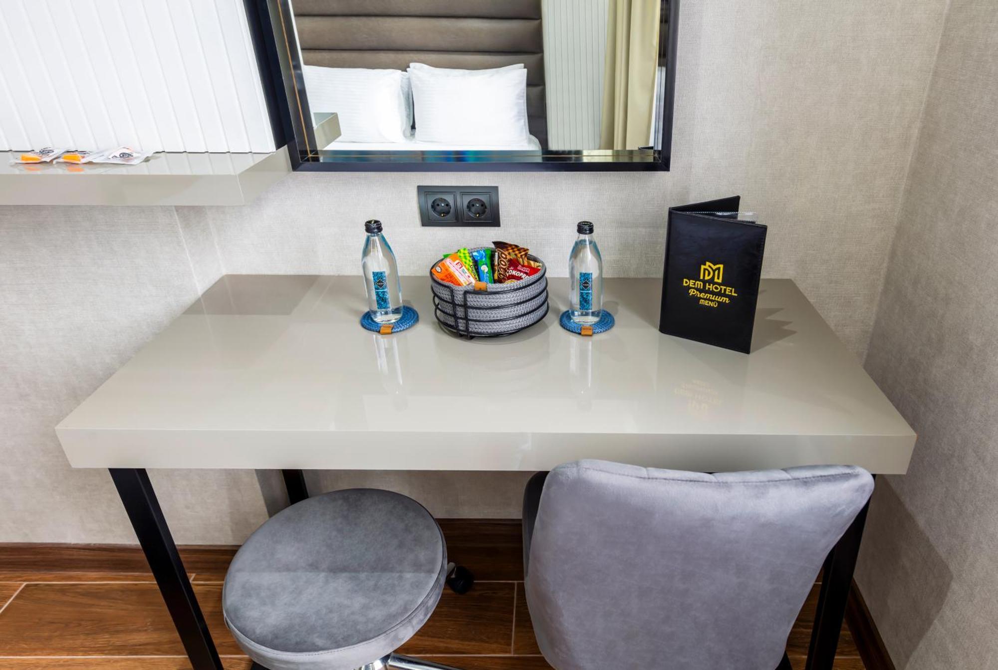 Dem Premium Hotel - Round Trip Airport Service - Istanbul International Airport Arnavutkoy Екстер'єр фото