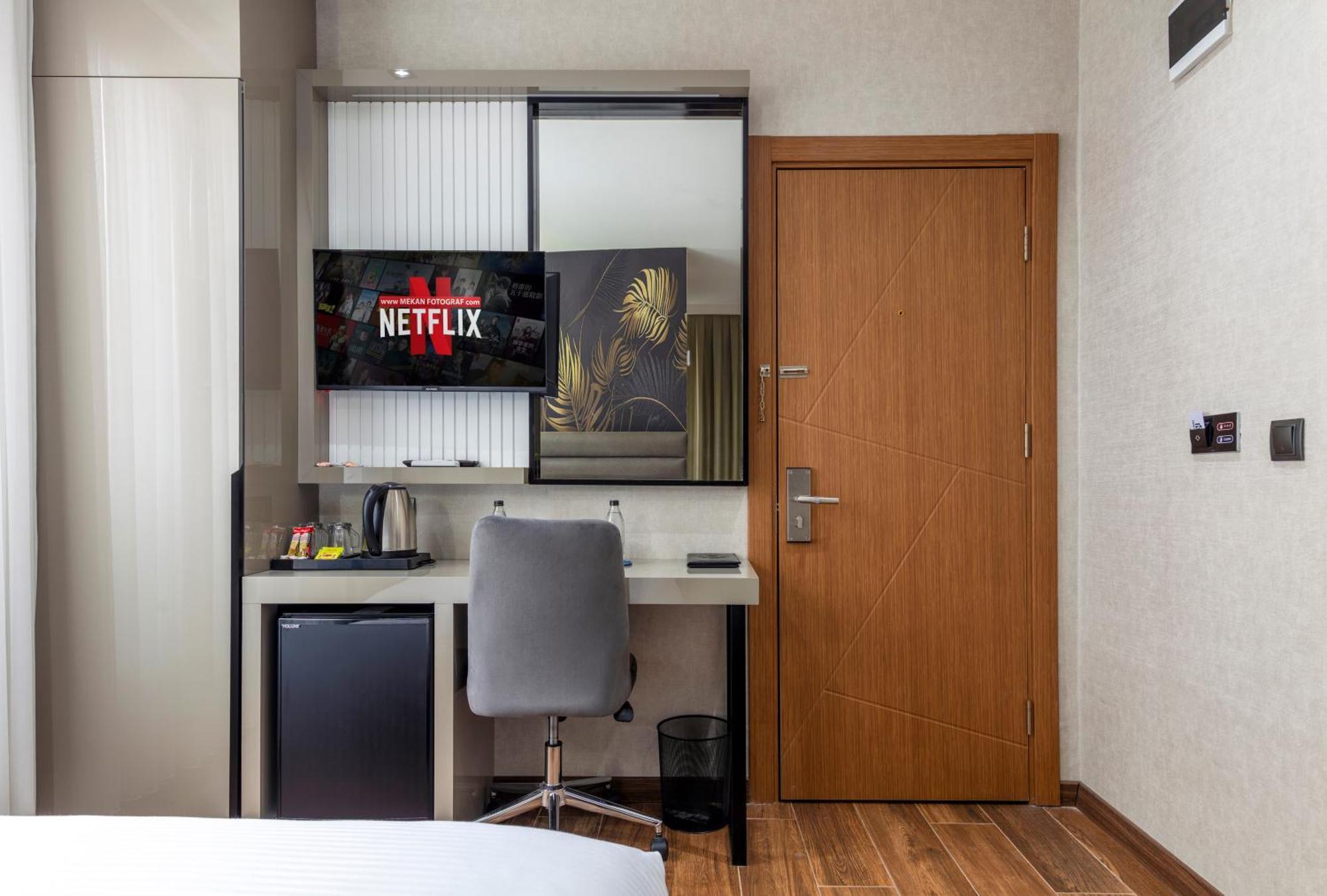 Dem Premium Hotel - Round Trip Airport Service - Istanbul International Airport Arnavutkoy Екстер'єр фото