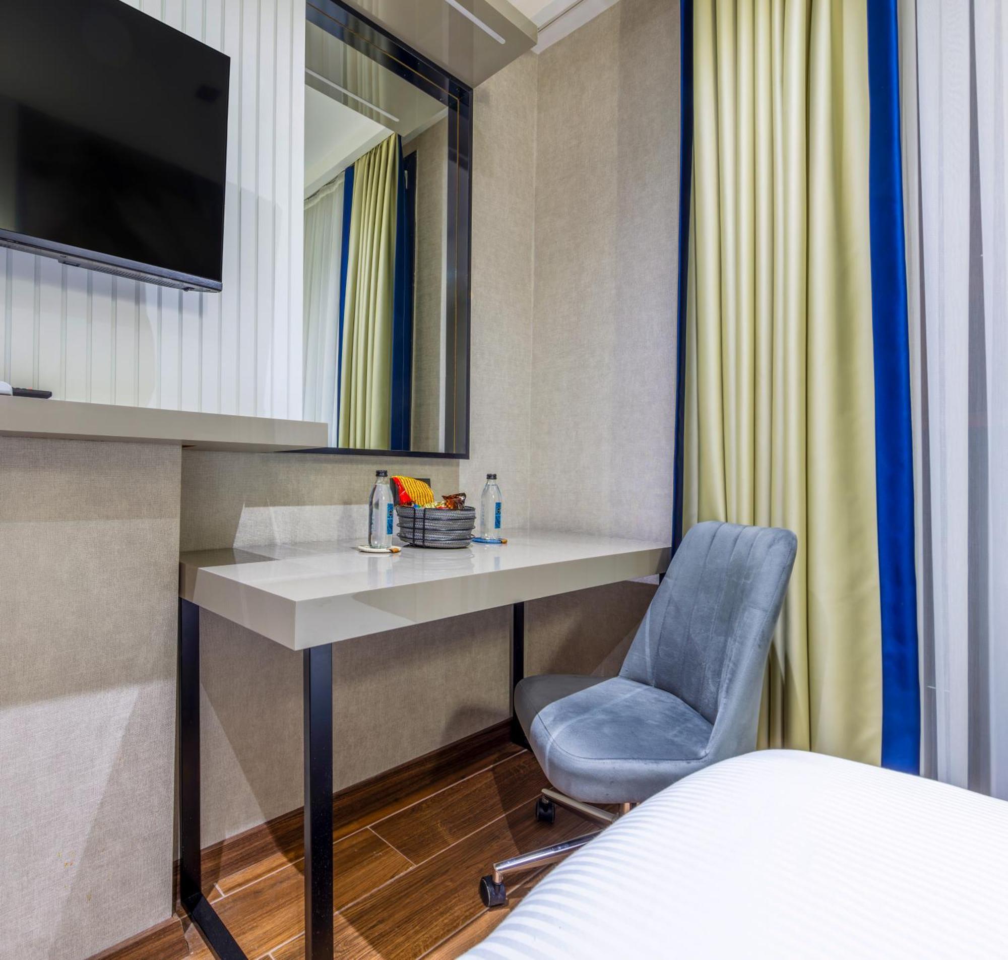 Dem Premium Hotel - Round Trip Airport Service - Istanbul International Airport Arnavutkoy Екстер'єр фото