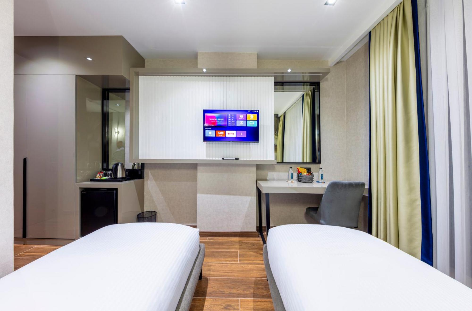 Dem Premium Hotel - Round Trip Airport Service - Istanbul International Airport Arnavutkoy Екстер'єр фото