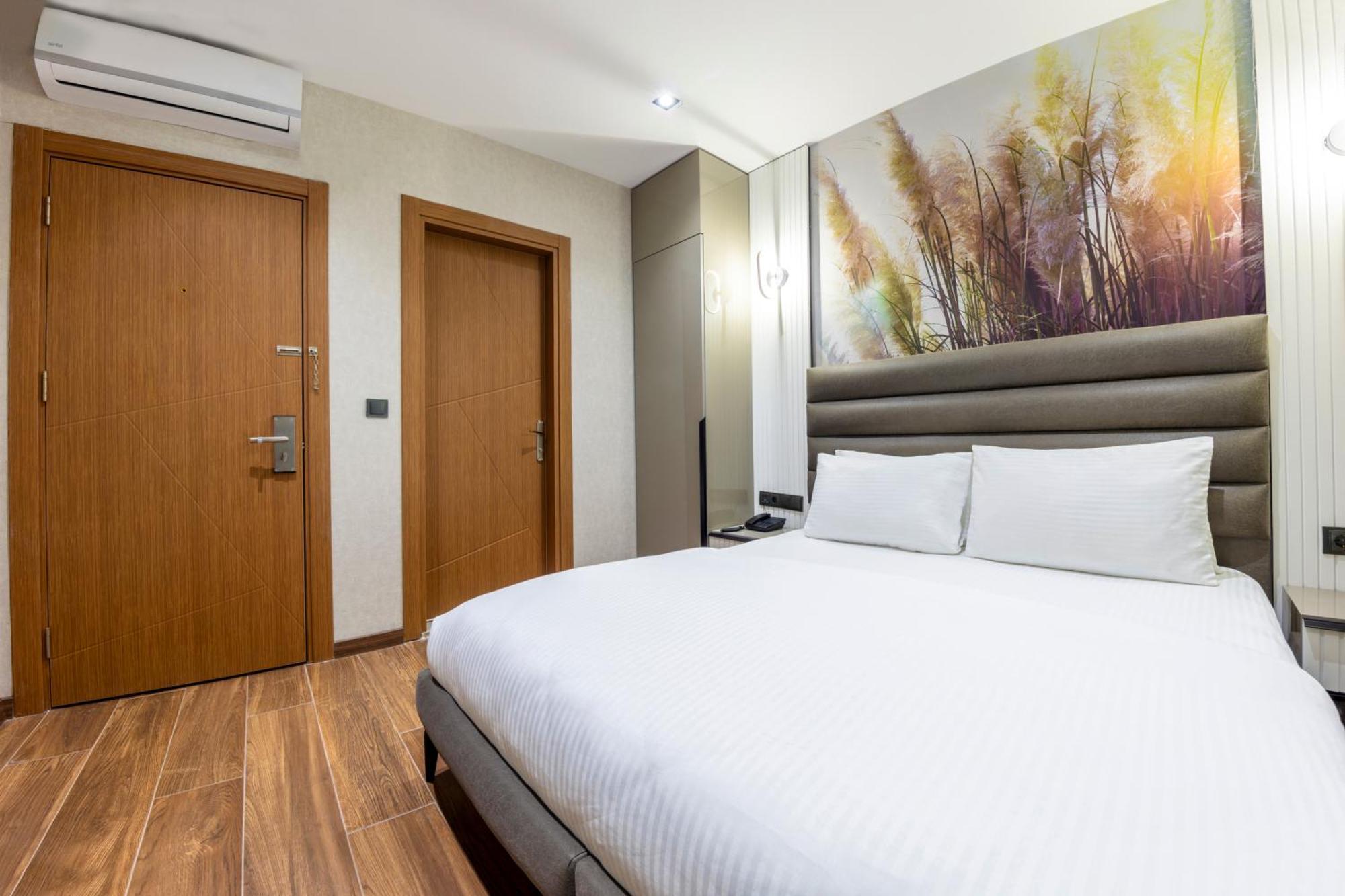 Dem Premium Hotel - Round Trip Airport Service - Istanbul International Airport Arnavutkoy Екстер'єр фото